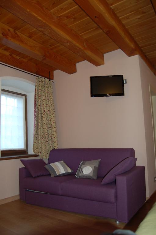 Il Nocciolo Bed and Breakfast Bard Buitenkant foto
