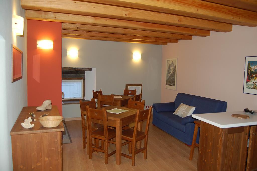 Il Nocciolo Bed and Breakfast Bard Buitenkant foto